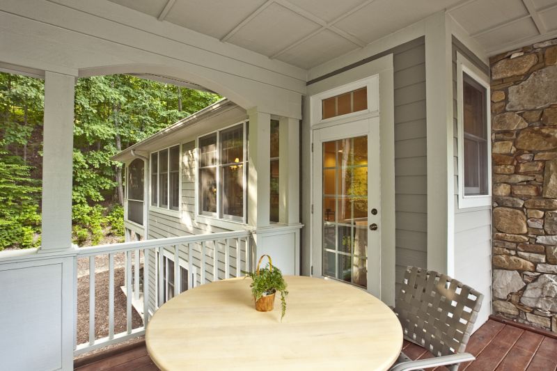 Enclosed Porch Construction in Nashville, TN